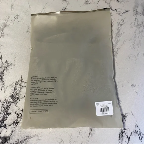 🔴SOLD🔴 Essentials Fear Of God Kids Heather Oatmeal Crew Neck Sweatshirt - Picture 4 of 12